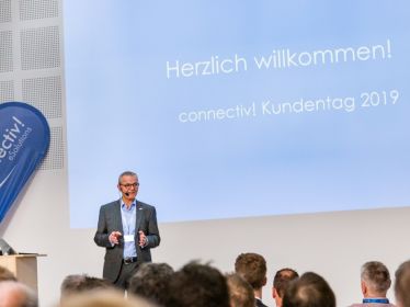 Hermann Silies eröffnet den Kundentag