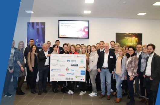 Vertreter*innen der teilnehmenden Firmen