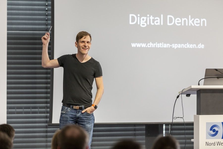 Vortrag "Digital Denken" Digital Denken